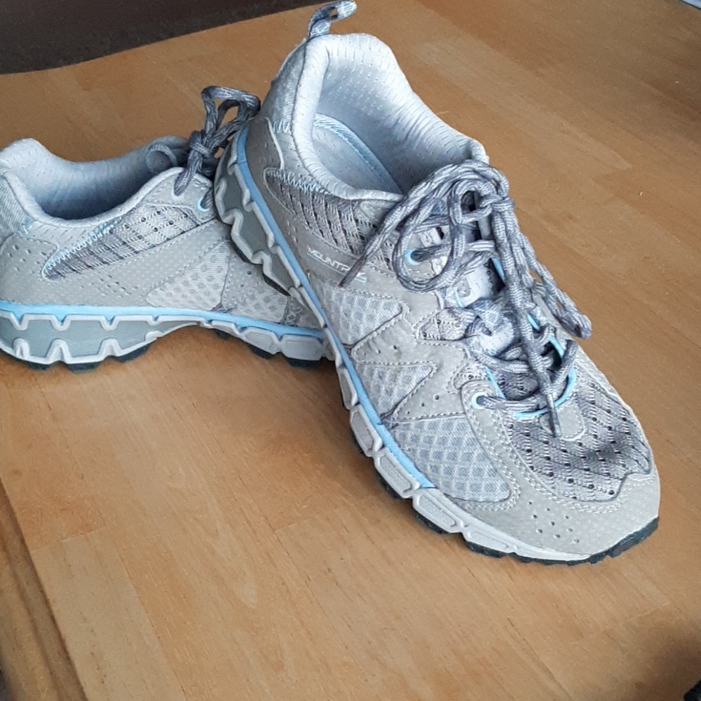 Merrell Mountrek